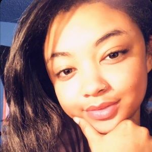 Meet your Posher, Cierra